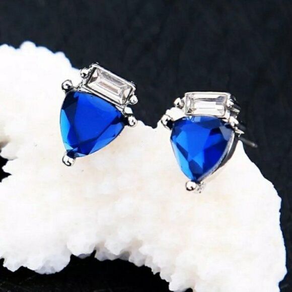 Blue Resin Rhinestone Crystal Vintage Silver Drop Dangle Statement Earrings - Picture 5 of 9
